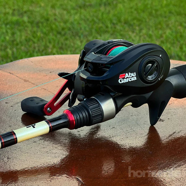 Carretilha Abu Garcia BLACK MAX3 ANTI-CABELEIRA + BRINDE ESPECIAL